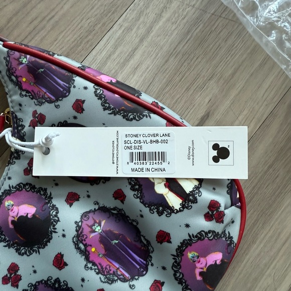 Bow Handle Crossbody Villains Disney Bag - Picture 4 of 4